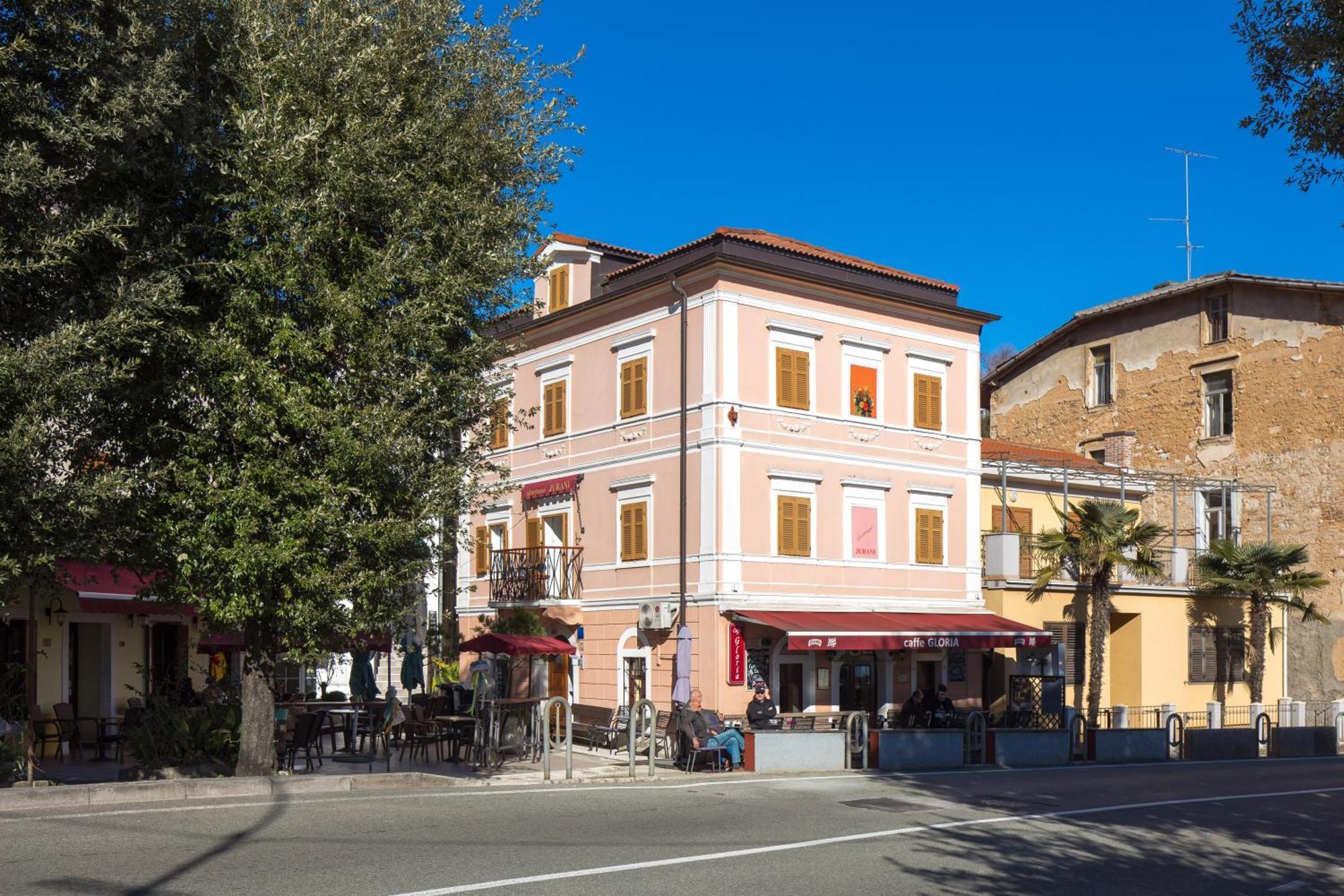 Apartments Anaika At The Beach, Opatija Exterior foto